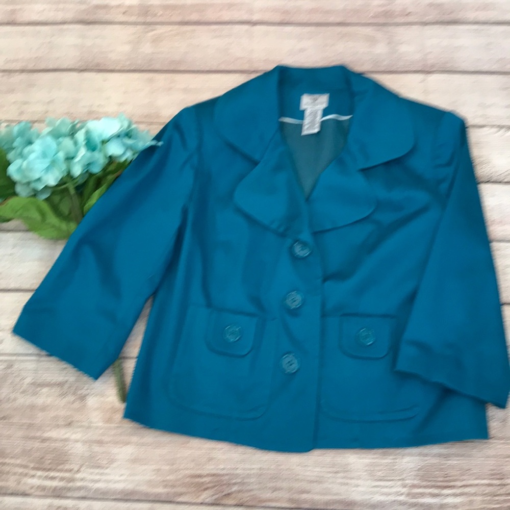 Worthington PS teal vintage boxy cropped blazer.